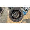 Image 12 : Set of 4 Michelin Winter Tires on Rims with Hub Caps, 205/55R16 on 5 × 114.3mm Steel Rims, centre