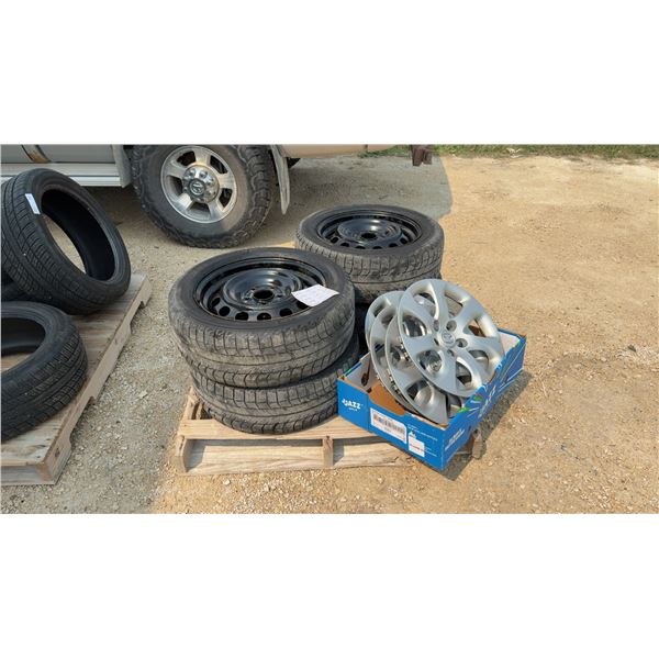 Set of 4 Michelin Winter Tires on Rims with Hub Caps, 205/55R16 on 5 × 114.3mm Steel Rims, centre