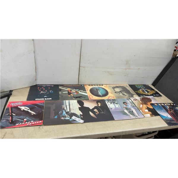 11 Vintage Vinyl Record Lot: Lionel Richie, Pat Benatar, Buddy Holly