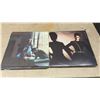Image 5 : 11 Vintage Vinyl Record Lot: Lionel Richie, Pat Benatar, Buddy Holly