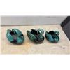 Image 3 : Blue Mountain-Style Pottery Swan Planters, Serving Dishes, and Pitcher