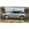 Image 5 : Maisto Special Edition Mercedes-Benz ML 320 (1997) and Porsche 911 Carrera Cabriolet (1993) 1:18
