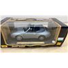 Image 6 : Maisto Special Edition Mercedes-Benz ML 320 (1997) and Porsche 911 Carrera Cabriolet (1993) 1:18