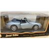 Image 7 : Maisto Special Edition Mercedes-Benz ML 320 (1997) and Porsche 911 Carrera Cabriolet (1993) 1:18