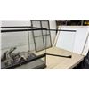 Image 4 : Exo Terra Terrarium, 18.5 × 24 × 18”, with Screen Top, Water Dish and 2 Decor Pieces