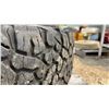 Image 5 : BFGoodrich All-Terrain T/A KO2 LT275/65R18 123/120R Load Range E Tire and 2 Pallets