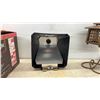 Image 6 : Electripak Yard Light Mercury Vapor LC175M, Philips Bulb, Solar Light, and Metal Lantern