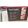 Image 9 : Electripak Yard Light Mercury Vapor LC175M, Philips Bulb, Solar Light, and Metal Lantern
