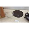 Image 2 : Keymar Sundowner KM-80 Portable Kerosene Heater, Box, and Base Plate