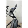 Image 10 : NordicTrack E 11.7 Elliptical Trainer with 20° Target Toning Power Ramp and iFit Compatibility