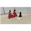 Image 1 : 2 MotoMaster Axle Stands and Bottle Jack