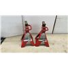 Image 2 : 2 MotoMaster Axle Stands and Bottle Jack