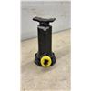 Image 4 : 2 MotoMaster Axle Stands and Bottle Jack