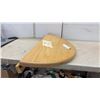 Image 4 : Wall-Mount Drop-Leaf Table and Folding Support Brackets