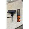 Image 4 : Ready Lifter, Stinson Ladder Bumpers, Wall Art, 17 × 37”, Solar Panel, and Ratchet Strap