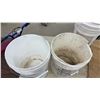 Image 3 : Four 5-Gallon Buckets and 2 Burlap Pieces / Sacks