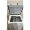 Image 4 : Danby Chest Freezer with Wire Basket and Power Cord 25 × 21 × 33