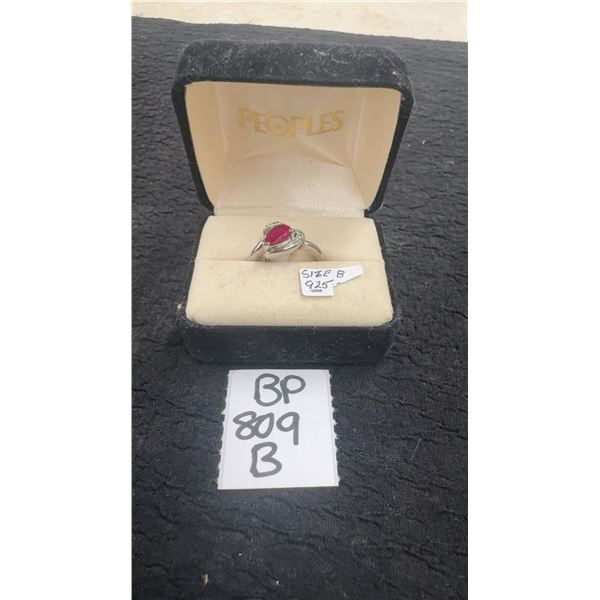 925 Ring, Size 8, Red Stone Heart Shape, 4 Grams