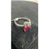 Image 4 : 925 Ring, Size 8, Red Stone Heart Shape, 4 Grams