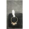 Image 5 : 925 Ring, Size 8, 3 Stones, 1.8 Grams