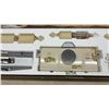 Image 3 : Singer Mod. 700 Home Knitter, with Manuals, Yarn, Sewing Handle, and Accessories