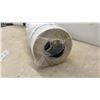 Image 2 : Plastic Round Bale, Roll 29 1/4” wide
