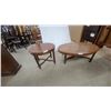 Image 7 : Pair of Round Wooden Accent Tables with Turned Legs and X-Stretcher Base