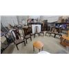 Image 1 : Set of 8 Dining Chairs with Upholstered Seats and Carved Backs