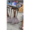 Image 8 : Set of 8 Dining Chairs with Upholstered Seats and Carved Backs