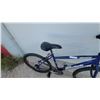 Image 5 : Oasis Freeze Mountain Bike with Knobby Tires, Multiple Gears, and Lite-Line Saddle no air in tires