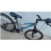 Image 4 : Nakamura Fusion Hardtail Mountain Bike with Shimano Drivetrain and Rim Brakes