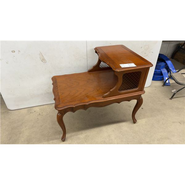 French Provincial Style End Table with Drawer and Mesh Sides 30 × 20 × 25