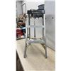 Image 3 : Featherlite 2-Step Aluminum Ladder, Type 1A, 250 Lb. Capacity