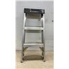Image 4 : Featherlite 2-Step Aluminum Ladder, Type 1A, 250 Lb. Capacity