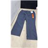 Image 8 : New: Tommy Bahama Jeans and 2 Pairs of Kirkland Signature Pants, and Zepra Leather Gloves