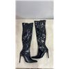 Image 2 : Women's Black Knee-High Pointed Toe Stiletto Boots, Size 6