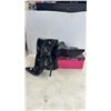 Image 3 : Women's Black Knee-High Pointed Toe Stiletto Boots, Size 6