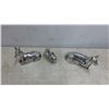 Image 12 : Ten-Piece Silver Metallic Nativity Set with Engraved Floral Patterns