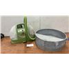 Image 1 : Bissell Little Green Portable Carpet and Upholstery Cleaner and Galvanized Metal Tub
