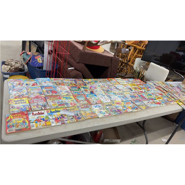 Large Collection of Archie Comics Digest Magazines Including Jughead, Betty and Veronica