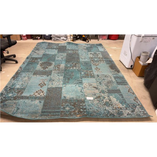 Area Rug 94 × 130”