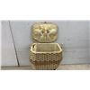 Image 5 : Vintage Mid-Century Woven Rattan Standing Sewing Basket with Needlepoint Floral Lid