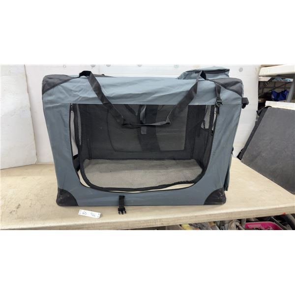 Gray Soft-Sided Collapsible Pet Crate With Mesh Windows, Carrying Handles, and Removable Mat, 25 ×
