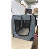 Image 3 : Gray Soft-Sided Collapsible Pet Crate With Mesh Windows, Carrying Handles, and Removable Mat, 25 ×