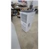 Image 3 : Costway Portable Air Conditioner, Model FP10263US-BK, 8000 BTU/h, R32 Refrigerant