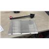 Image 5 : BBQ Supplies: Grill Accessories: Rotisserie Spit, Wok, Grill Baskets, Griddle