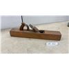 Image 1 : Antique G. Tyzack and Son Warranted Cast Steel Wooden Jointer Plane, Sheffield England