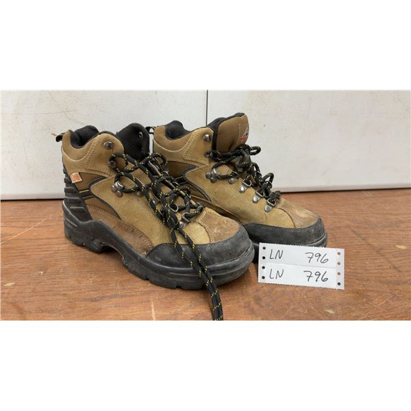 Workload Hard Working Footwear Boots, Size 9