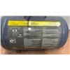 Image 4 : AirMan Everyday Portable Air Tank, Model W1007, 7 Gallons (26.5 L), 125 PSI Max Pressure, and Hose