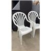 Image 5 : 4 Patio Chairs and 20 × 20 Patio Table